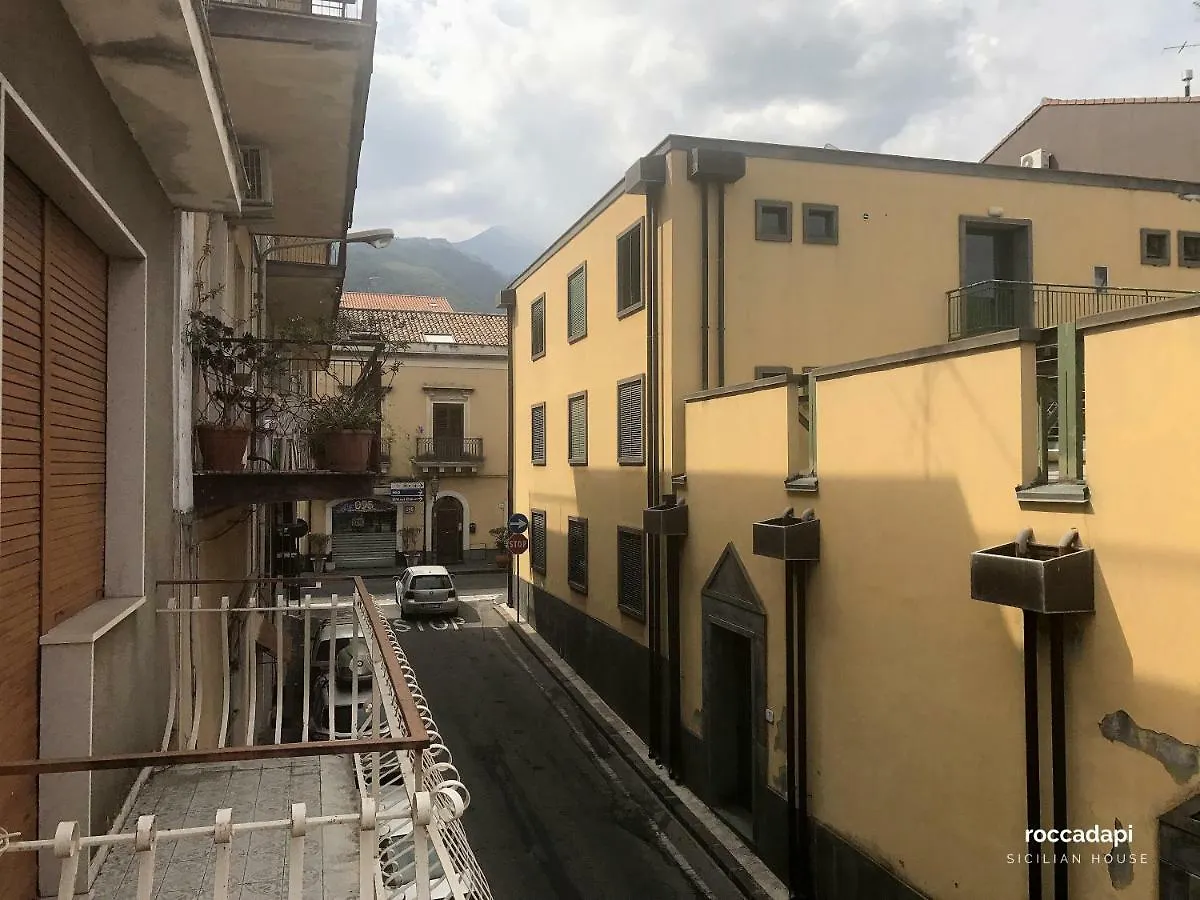 Casa Rocca d'Api Villa Zafferana Etnea Casa vacanze